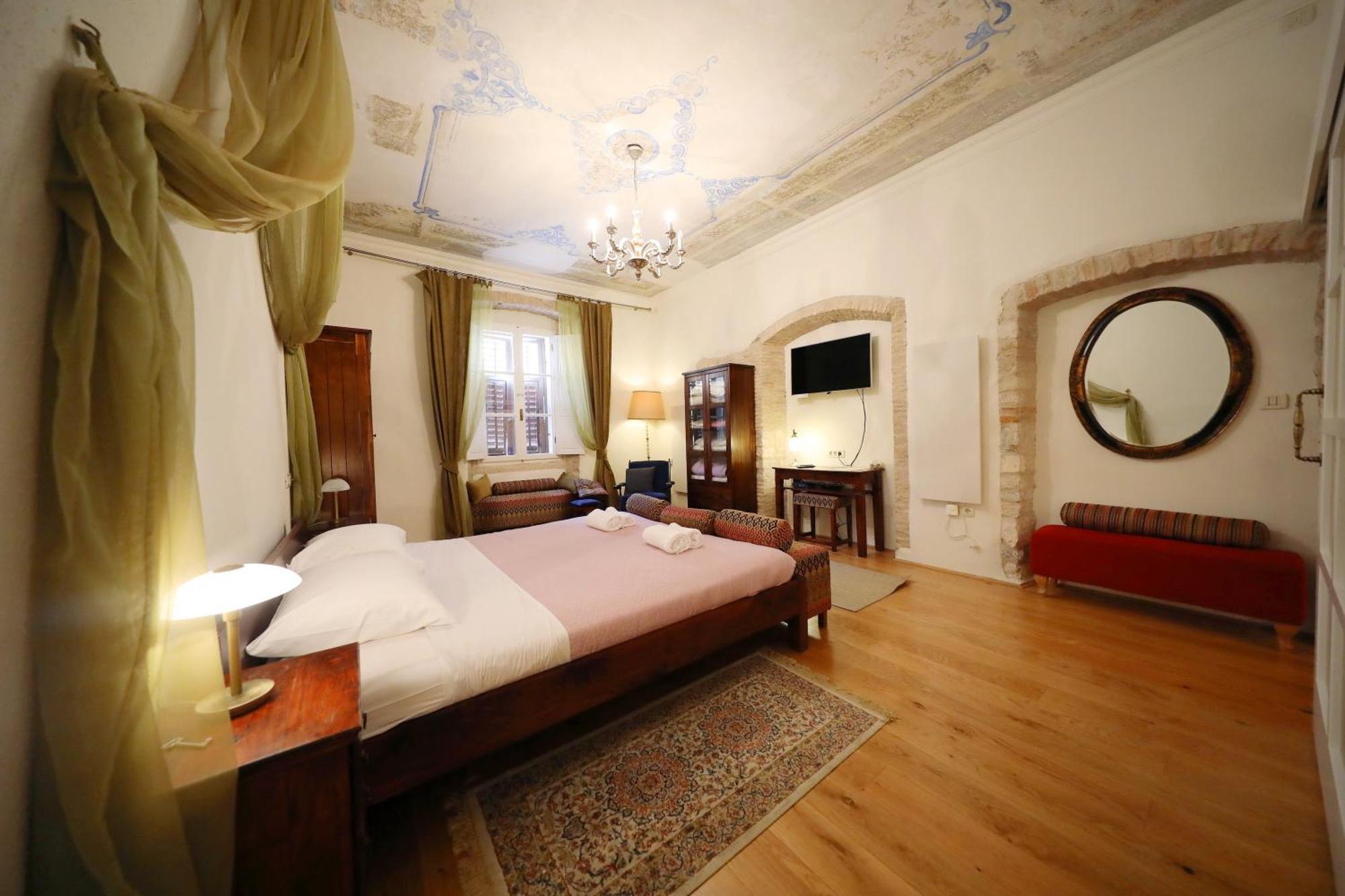 Petrizio Palace زادار المظهر الخارجي الصورة
